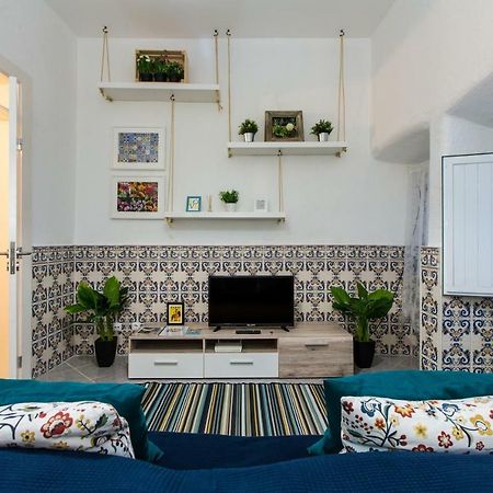 Santos Neighborhood Apartment Лиссабон Экстерьер фото